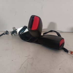 Enganche cinturón trasero central izquierdo Mazda 3 2007