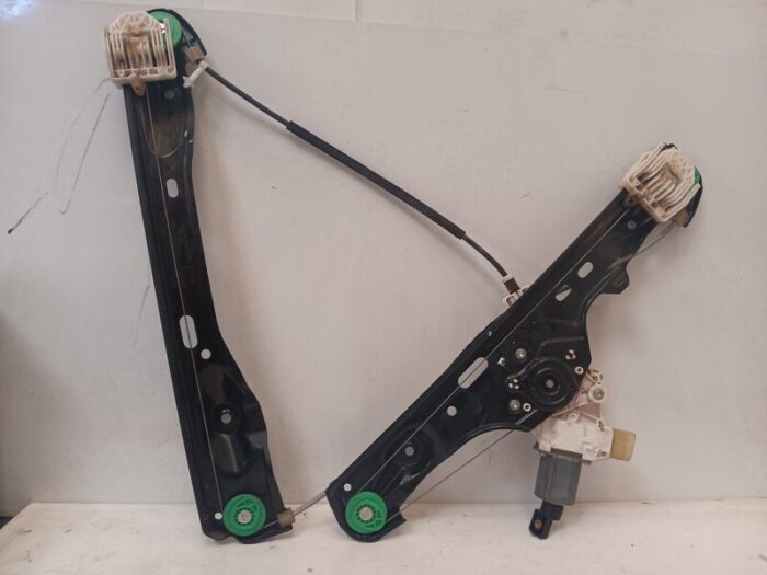 Elevalunas delantero derecho BMW X1 XDRIVE 18D (E84) 2011