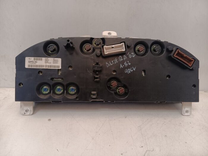 Cuadro instrumentos Nissan Almera II N16 2005 diésel