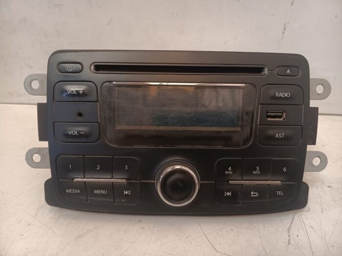 Sistema audio / radio cd dacia sandero II 2014 con código