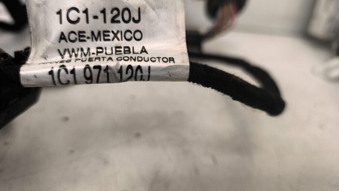Cableado interno puerta izquierda Volkswagen New Beetle 2001